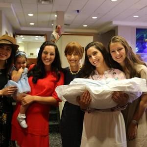 Meet your Posher, Esther